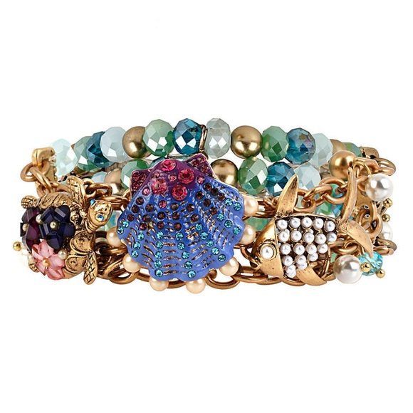 Betsey Johnson Jewelry - Betsey Johnson BLUE CRYSTAL TURTLE CRAB BRACELET